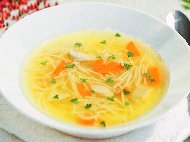 Постна лятна супа с тиквички, картоф, моркови, фиде и копър